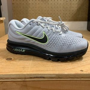 Nike Air Max 2017 Grey Black Men’s Shoes Size 8.5